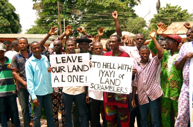 Manifestazione contro una piantagione di palma da olio Okomu in Nigeria