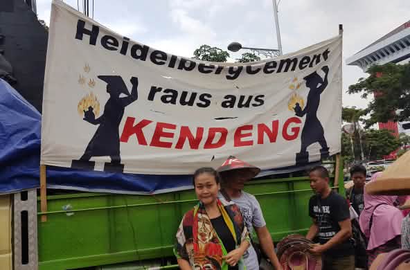 Protesta contro la società tedesca HeidelbergCement a Giava, 12.12.2017