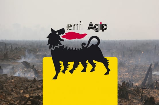 Logo di ENI Agip e sullo sfondo un'immagine di deforestazione