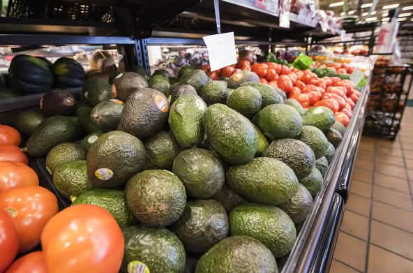 Avocado in un mercato