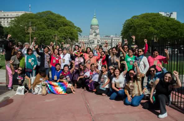 Riunione delle donne della "Escuelita por la Justicia Climática Feminista" a Buenos Aires, Argentina, novembre 2022