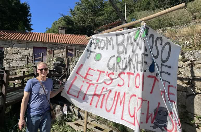 Salviamo la Foresta esprime solidarietà contro l’estrazione di litio a Barroso, in Portogallo, e contro la fabbrica di batterie al litio di Tesla a Grünheide, in Germania