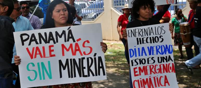 Manifestazione contro l'attività mineraria a Panama City, 29 marzo 2023