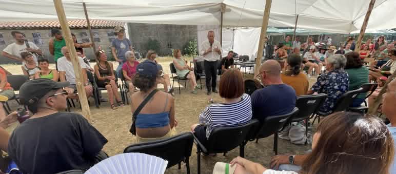 Fernando Queiroga, sindaco di Boticas, all'apertura delle attività del 4° Campo Barroso senza Miniere a Covas do Barroso, Portogallo.