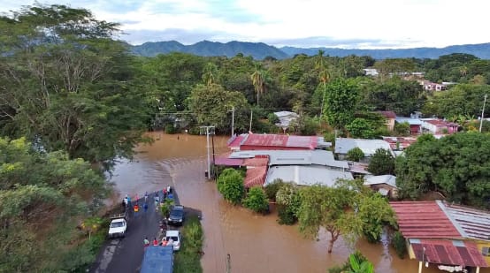 Inondazioni a Tonosí, provincia di Veraguas, Panama.