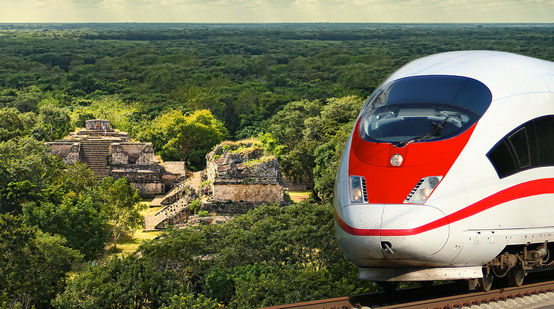 Fotomontaggio: Foresta, paesaggio Maya presso le rovine di Ek Balam e un treno