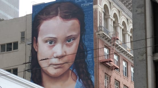 Affresco murale raffigurante Greta Thunberg