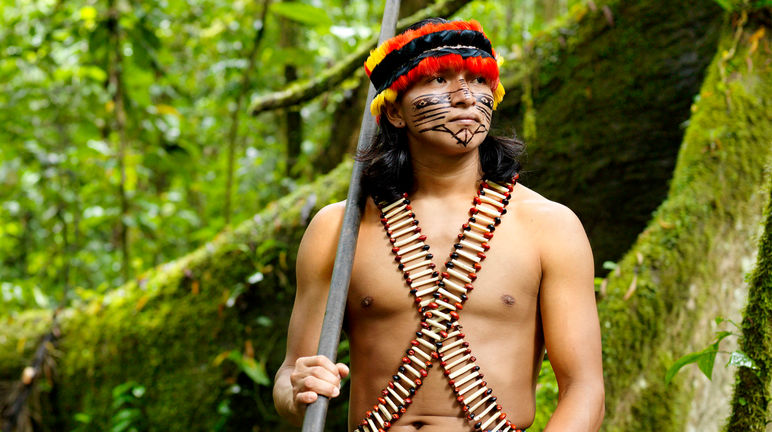 Un integrante indigeno dell’Amazzonia