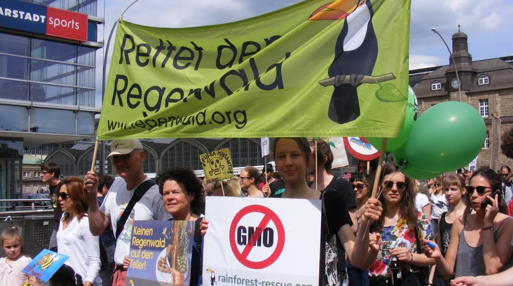 Dimostrazione contro Monsanto e gli OGM Dimostrazione contro Monsanto e i transgenici