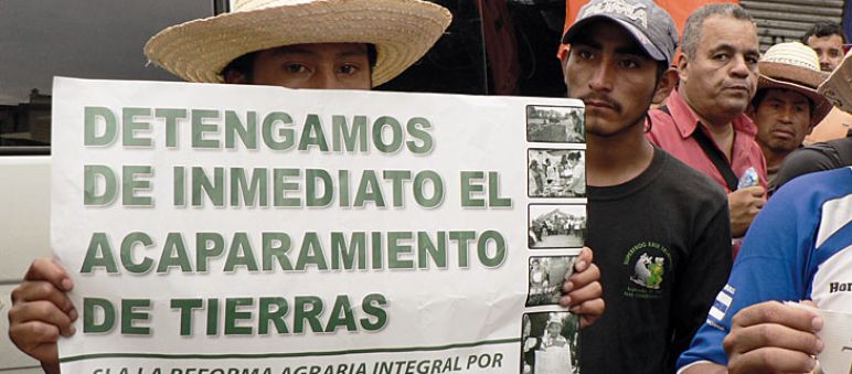 Una manifestazione contro l'accaparramento di terra nel Bajo Aguán in Honduras
