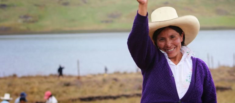 Máxima Acuña de Chaupe e la sua famiglia sono stati assolti! La Corte Suprema del Perù ha assolto Máxima Acuña e la sua famiglia.