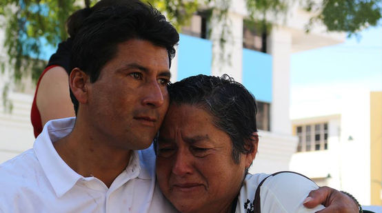 Javier Ramírez con sua madre Rosario Piedra